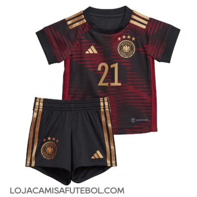 Camisa de Futebol Alemanha Ilkay Gundogan #21 Equipamento Secundário Infantil Mundo 2022 Manga Curta (+ Calças curtas)